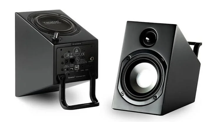 Vanatoo Transparent Zero